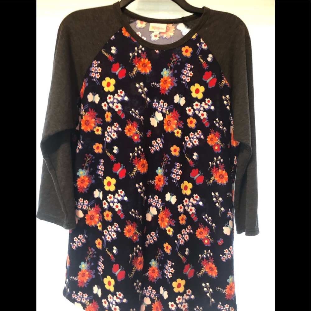 Lularoe Randy Tee